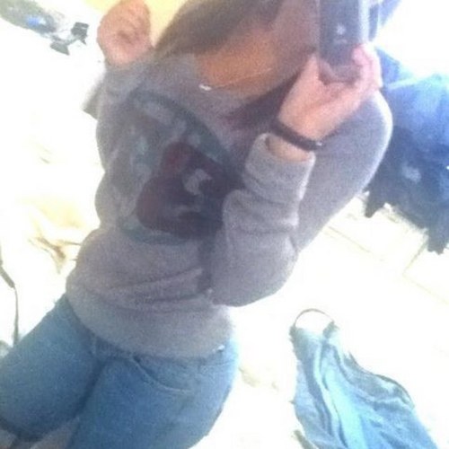 aliaaa211's profile picture. follow mee (: i'll followw back !