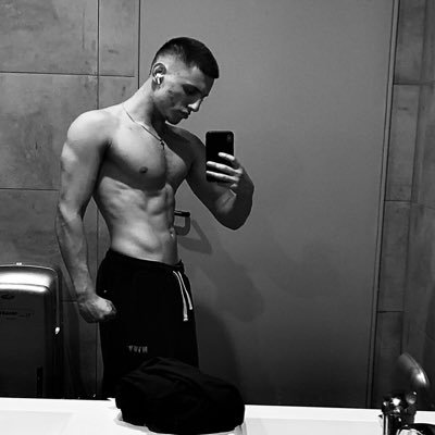 _vladepure_'s profile picture. Pilot sometimes, crypto enjoyer most of the time. God’s weakest warrior