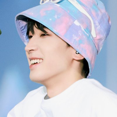 bee 🍯 | i yap about minwon 24/7 and write sometimes | non-shippers dni | 🔞