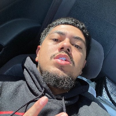 chuyl3wy's profile picture. 