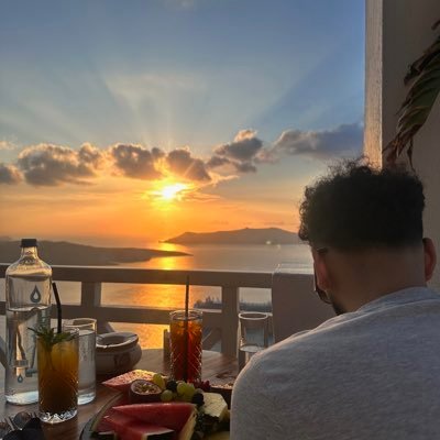 _cryptohas's profile picture. buy high and sell low