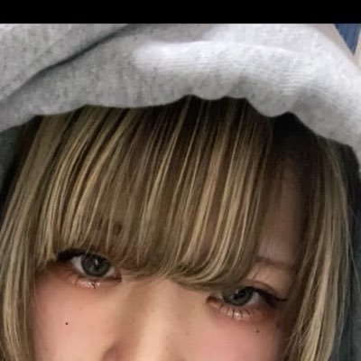 YohdiMizu's profile picture. 音とか光とかと触れあいながら生きてます