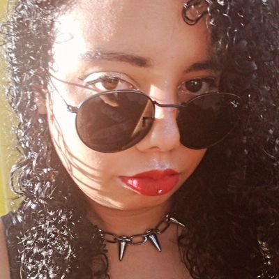 Trizzy_kira's profile picture. Nada de útil por aqui.