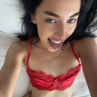 Follow the Main: @jayyelizabeth1 You Found My Secret Account 🤭