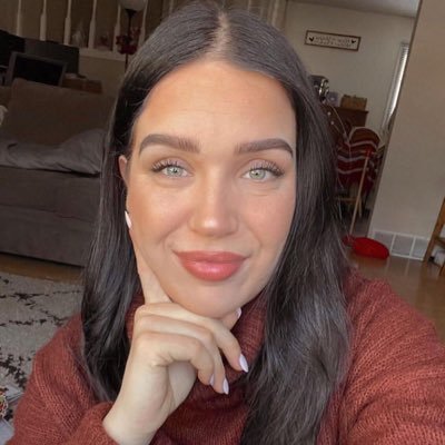 I'm ashley seeking for a honest and trustworthy chatting partner I can enjoy life with and I’m also a single mom of lovely boy