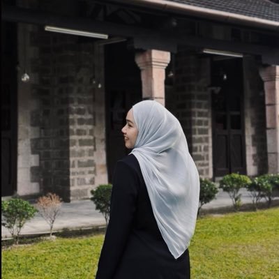 Bellaaaaaaee's profile picture. 🦋