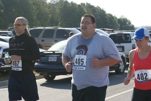 I'm overweight. Finally got the courage to lose weight on my own. Follow my progress. I love exercising. 420 lbs start weight, 50 lost. MMA, UGA, and fishing!
