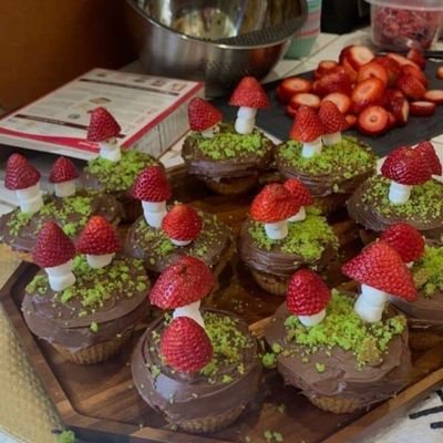 RizzyBlond's profile picture. 