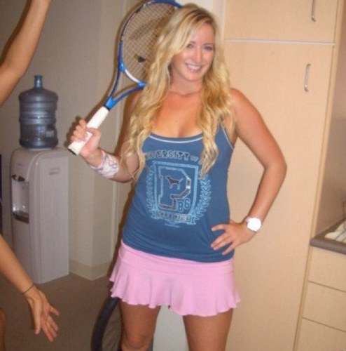 kelfletch7's profile picture. 