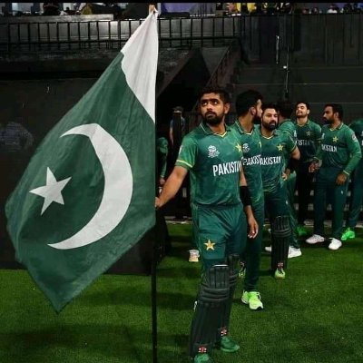 deemi000's profile picture. Innocent