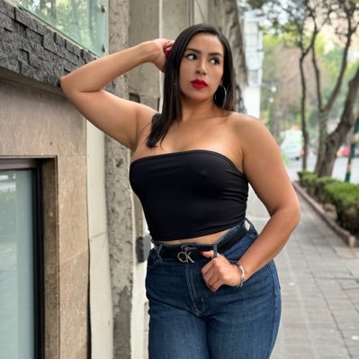 psychologist/ gym / food lover/ teacher & mom  🖤