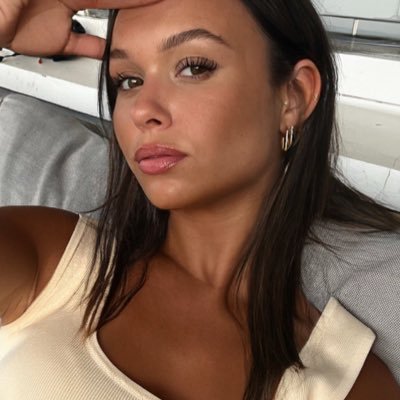 RomaneLmr's profile picture. 