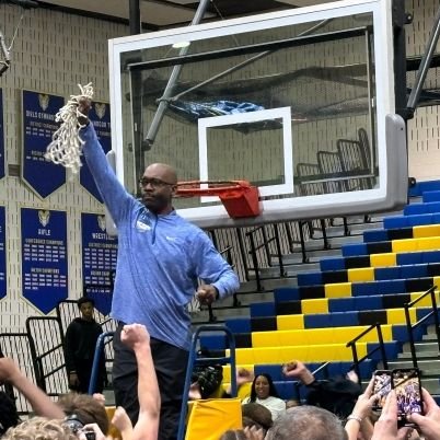 housed41's profile picture. Dad, husband, son, brother, uncle,  godfather, Coach/teacher, winner, cyclist, baller, champion.... Educated.