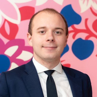 Militant @JRepsParis16 et membre des @JeunesSzpiner  Master à l'ISMAPP en ingénierie des politiques publiques Etudiant en alternance à @l_amf