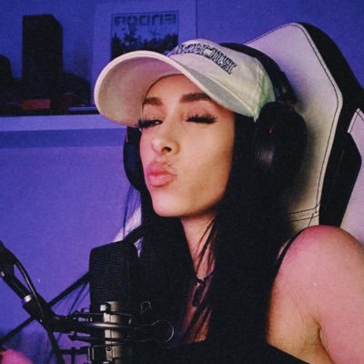 stream & product design. - 🔪 https://t.co/2nC8HXKuoB | june.yureiren@gmail.com |