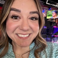 Celina (@linadots) 's Twitter Profile