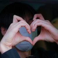 λΉ΅μ΄π₯ (@_bb_n_b) 's Twitter Profile