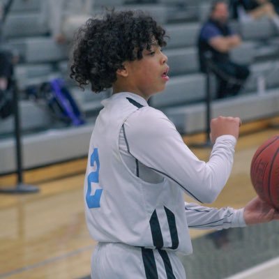 @esnorthbball |5’9 138| pg | 27