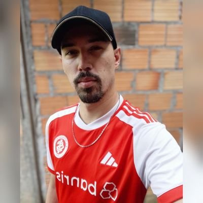 Gaúcho e Colorado 🇦🇹
I tried carrying the weight of the world,
But I only have two hands... 🎶