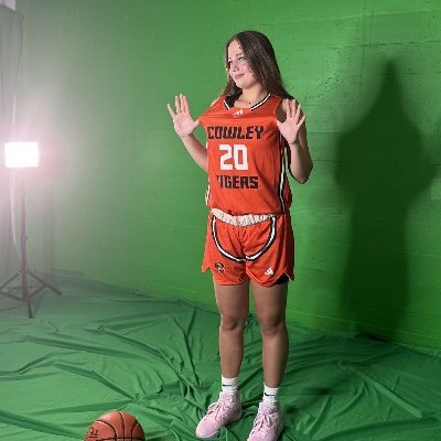 Cowley College WBB / NJCAA D1 / 🇩🇪 / Guard / 5'8 / 47.0 3P% / 3.9 GPA / New Account