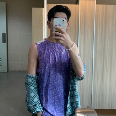 Twink💙5’7💙Edger💙Scorpio🦂Open for Collab DM me TG Account : @twinkhanZy Free Channel Access : https://t.co/2xfIzwd8Gd