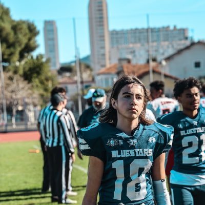 WR/CB/K. Blue Stars Marseille height : 6’2 / weight : 163lbs . age: 16 - Jan , 12th.2009 Co’2028 ( email : tiagosts09@icloud.com )