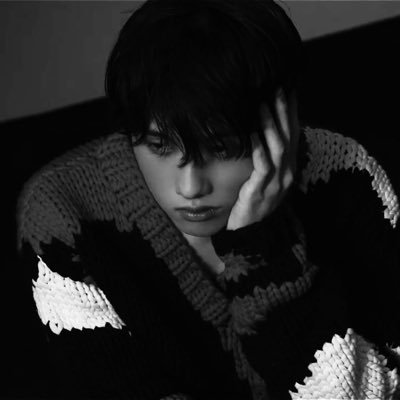 jisrik0's profile picture. 