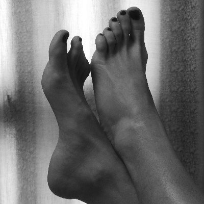 Descubre el misterioso mundo de los pies...
Discover the mistery world of feet...

https://t.co/YLIfHtTHNi