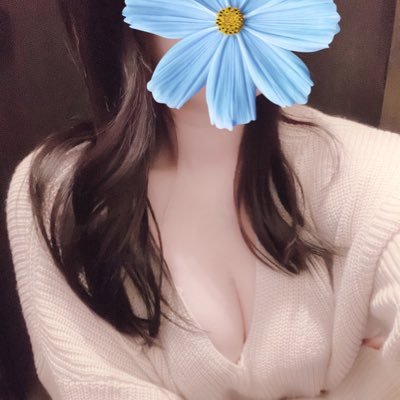portion【💚三河】ゆりかです🌼*･🐥セラピスト💝癒しボイス🎙もちすべお肌🧴指先から伝わる甘々施術💆‍♂️いつの間にか夢中に💖 フォローしてもらえると喜びます♡ ご予約は🤍お店HPからお願いします🧡