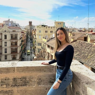 Psicóloga sanitaria, especializada en la conducta violenta. Perspectiva de género y científica.