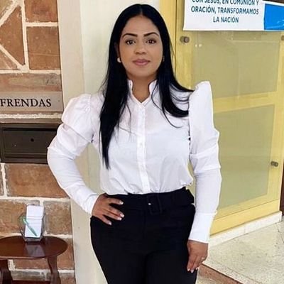 Chemical Engineer in process 👩‍🔬🧪⏳
Amante de la naturaleza 🌿
Dominicana 🇩🇴
#cosmeticaartesanal #medicinaalternativa