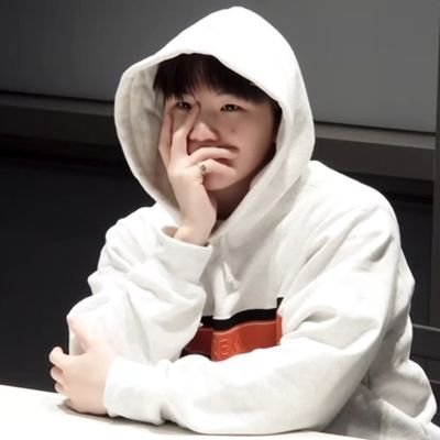 #ģķ, combi ; slooow au updates due to office work / preggy