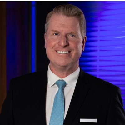 News Anchor 4/5/6/10 pm @kakenews. Wisconsin ‘97, KC guy, 3x novelist. survived Ian, parent of two. SPF about 7500. Champion/advocate for Kansas.