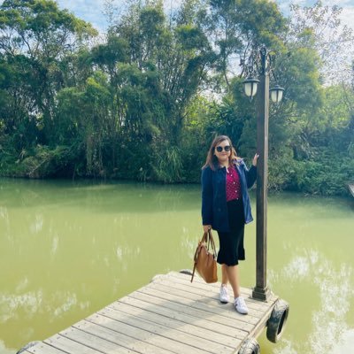 imdough17's profile picture. I love to travel... 🚌🚋🚅⛵✈🚃 
I love my pet Raviepatotie 🐶🐾
I Love Pink 💓💓💓