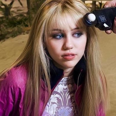 03 @mileycyrus has my heart ♡ | smiler/earthling🧚🏽♀️ | miley cyrus, laura prepon, melanie martinez | 洋楽洋画, ハンナモンタナ,ディズニーチャンネルetc | たまに和訳