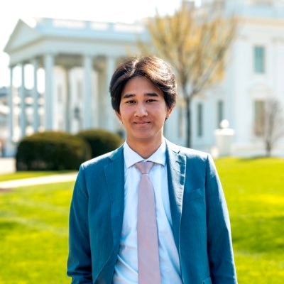 Digital Engagement @WhiteHouse + @POTUS, but this is a personal account. For work stuff: @SamSchmir46 🏳️‍🌈🇰🇭