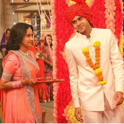 RituPur33308787's profile picture. Here for fiction📺📚🎥

'MPK se KKHH tak ka safar' is forever favorite🥺