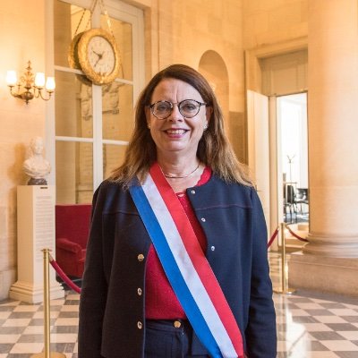Députée de la Drôme
Vice-présidente de la Commission des Affaires Étrangères 
Vice-Présidente @CSNUMPOST
Mb de la Délégation aux Droits des Femmes
Mb @PACE_news