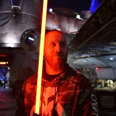 •Husband of @missashleyng •That Ginger Star Wars Fan •Veteran •Meathead •DC Comics •Videogames •KFBF •Co-Host of @ScumImperial A Star Wars Podcast.