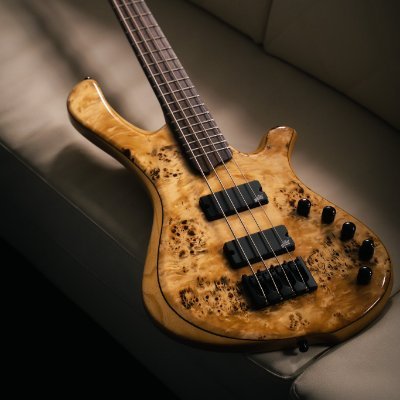 yuru_s_how's profile picture. 「アド街を見た」でビスマス結晶の破片プレゼント(各日先着1名)