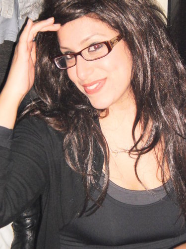 sharonbenyaish's profile picture. 