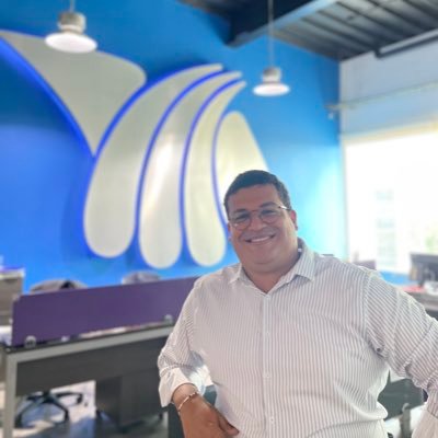 Letras, música y deportes, no importa el orden                              Reportero de @Azteca_Tabasco