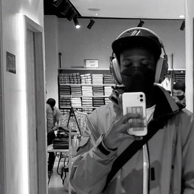 WhateverGoes_'s profile picture. Follow my journey as i document my learning process. 💻 #LearnToCode #CodingJourney