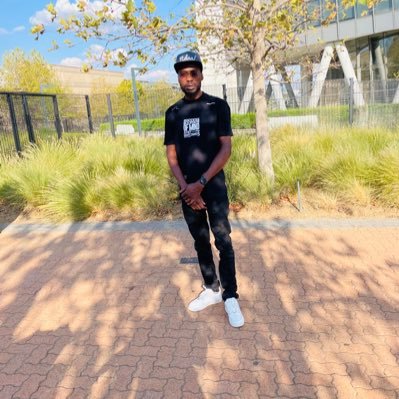 NtakadzeniWade's profile picture. 