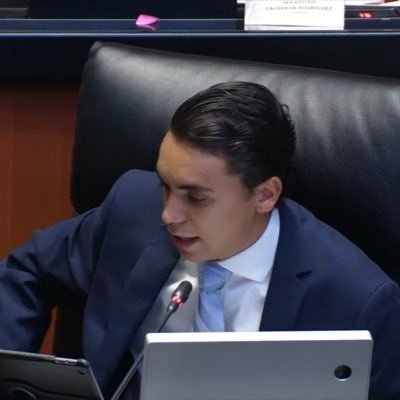 Potosino. Administración Pública y Derecho ⚖️ + 📖 🟰 🙋♂️ 🇲🇽 @uaslp