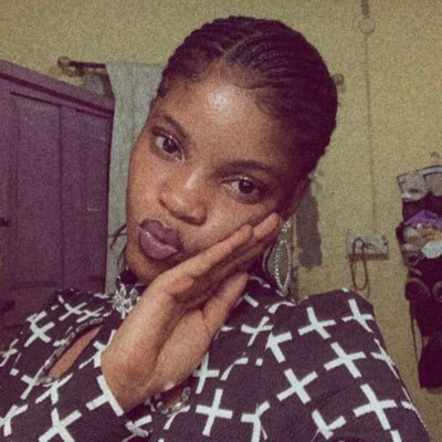 Limzzy7's profile picture. 