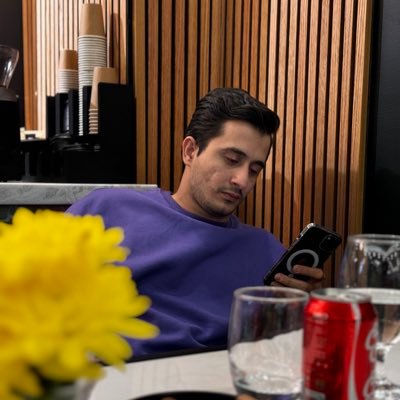 vahidthereal's profile picture. 