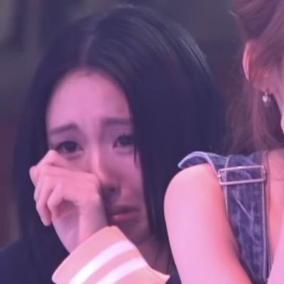 jay_bumm's profile picture. 23 she/they ⚢🏳️‍🌈twicepink supremacy matching pfp with @lexiuwu19 saw blackpink 7/18/25