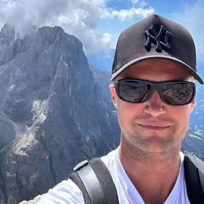 PhilipKravets's profile picture. @IntractAmbassador