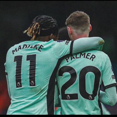 luk24484's profile picture. Chiefs #SBLVIII champs🔴⚪️                                         Chelsea  FC.                                            Dartford FC⚫️⚪️